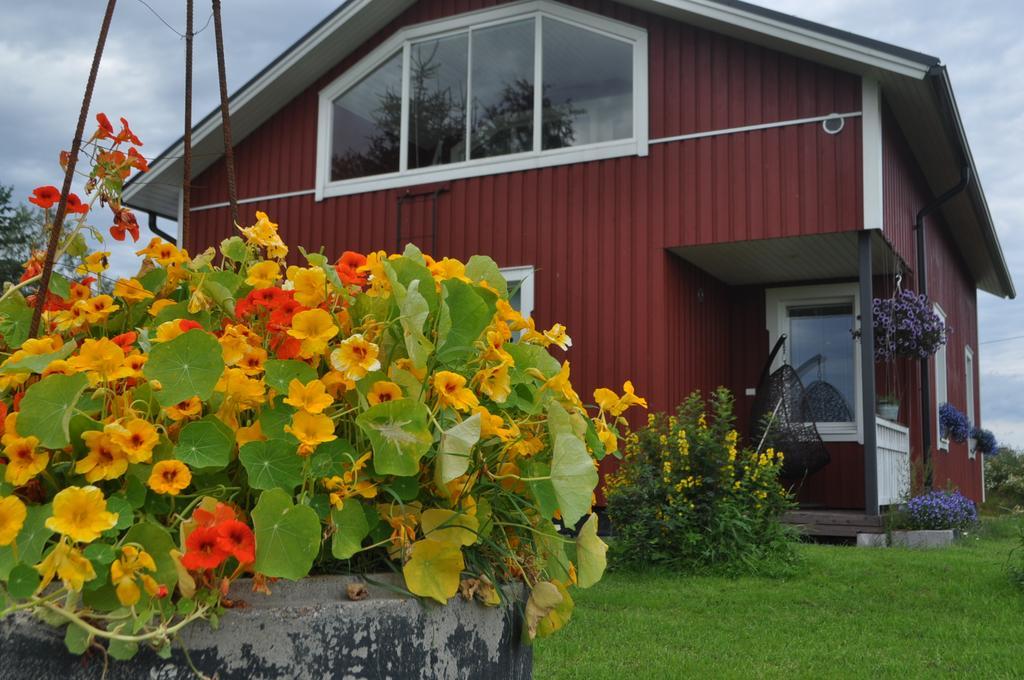 Lakeuden Lumo Ja Tupa Hotell Ylihärmä Exteriör bild